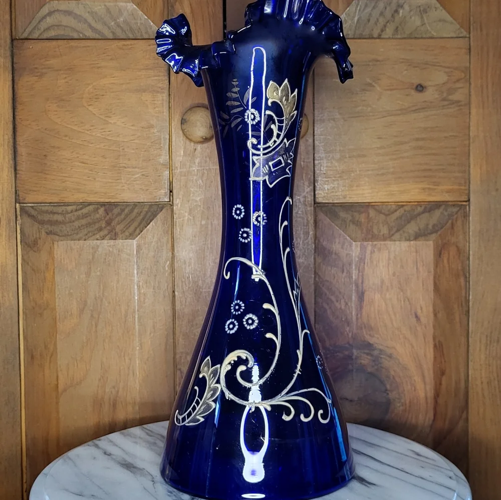 Glass Painted Vase - Picture 12 of 12